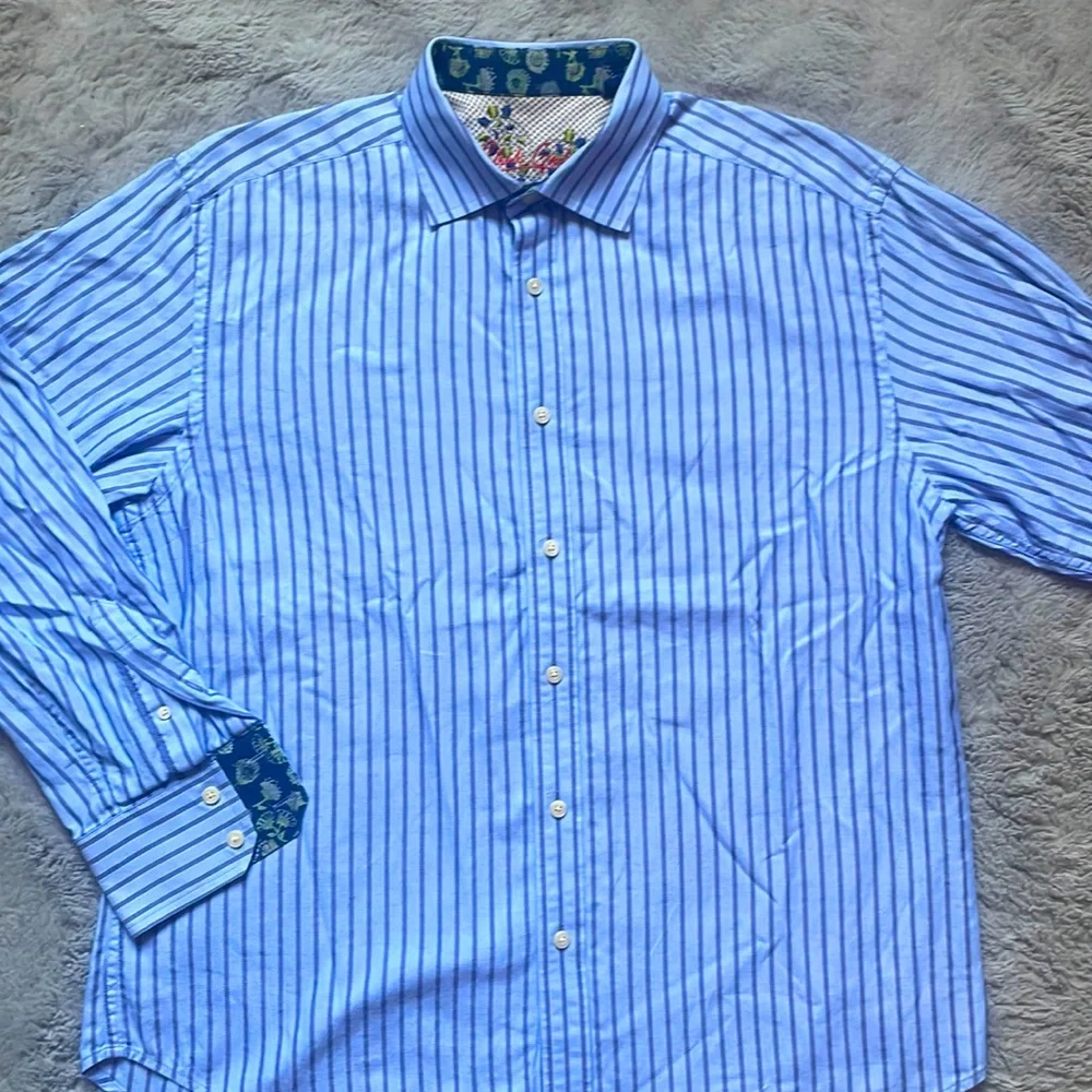 XL Robert Graham stripes - Picture 1 of 6